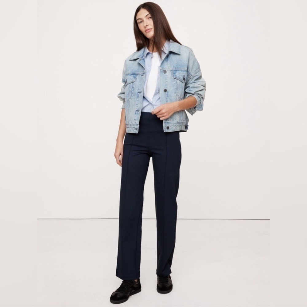 NWT! Banana Republic Hyper Navy Blue Straight Everywhere Ponte Pant - Multiple 🧡